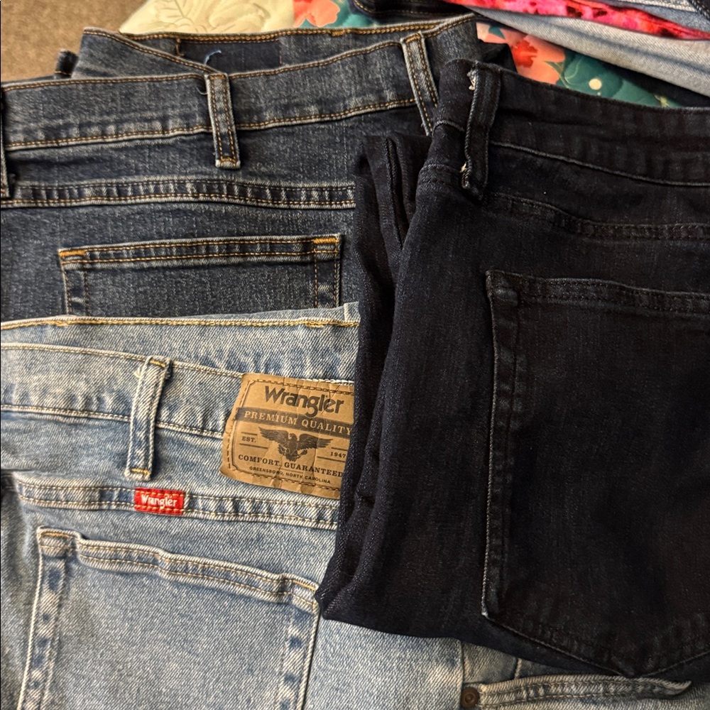 Wrangler Men's Blue Jeans